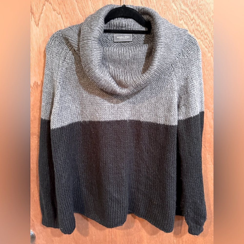 Wooden Ships Black and Gray Sweater size S/M